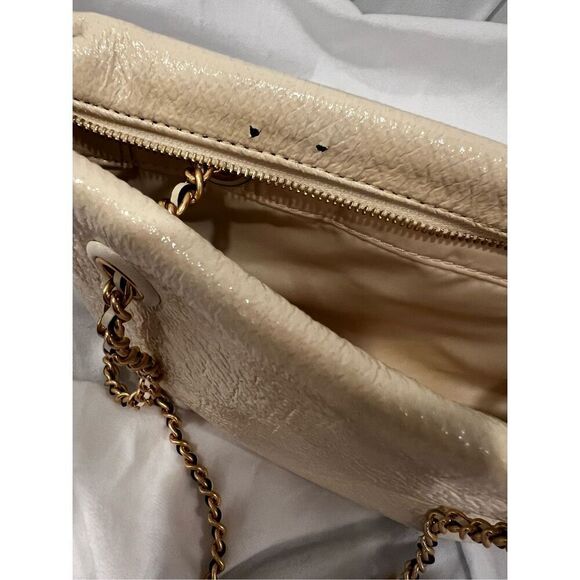 Tory Burch Women's Cream Small Ella Crinkle Patent Chain Crossbody Bag NWOT - Picture 8 of 10